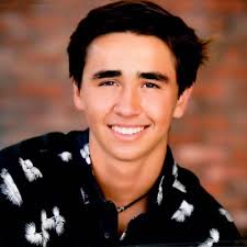 Recently just wrapped up my Student Associateship with Sphere Entertainment  Co.! Over the past academic school year, I've had the opportunity to work 