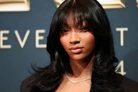 Tall guys Vs Short guys Over to the ladies