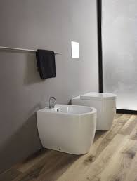 32 Great Ideas And Pictures Of Plastic Bathroom Tiles Wood Tile Bathroom Bathroom Design Bathroom Tile Designs
