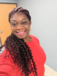 Favour Obiageliaku Egbuji you are not a Topnotch unisex designer for saying  sake. You have taken nursing scrubs to another level. U always got me  slaying to work with a touch of