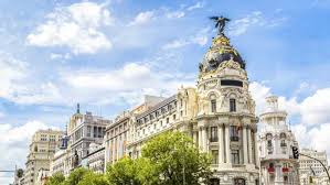 The population of the madrid metropolitan area is calculated to be around 6.5 million. Madrid Top Rundgange 2021 Die Besten Sehenswurdigkeiten Attraktionen Getyourguide