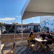 WAYNE & FREDA, Penticton