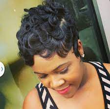 10 Sublime Middle Aged Women Hairstyles Ideas Hair Styles Short Hair Styles Wave Curls Short Hair
