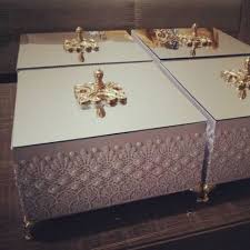 Caixa De Mdf Decorada Com Perola E Espelho Detalhes Faz Toda A Diferenca Caixaspersonalizadas Casamento Padrinhos Detalheslindos Perolas Grip Caixas Decoradas Caixas Shabby Chic Decoracao Em Mdf