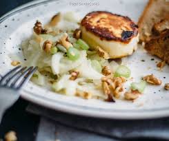 Vegetarisches Rezept Karamellisierter Fenchel Mit Ziegenkase Und Gerostetem Brot Rezepte Ziegenkase Rezepte Mit Fenchel