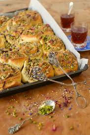 Baklava Schnecken Mit Pistazien La Crema Rezept Baklava Baklava Selber Machen Baklava Rezept