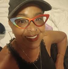 Is anyone listening to "This is Nashville"