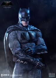 Relax Fans Batman V Superman Won T Flop Despite Rumors Batman Batman Statue Batman Comics