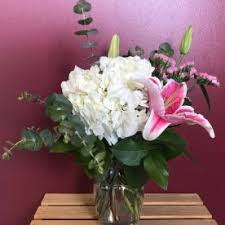 Our bakery features customizable cakes, cupcakes and more while the deli offers a variety of party trays, made to order. Send Wedding Flowers Colorado Springs Co Flower Delivery Bloomnation