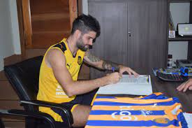 Cette page liste les statistiques de nicolás orsini (stats, buts et cartons). Sportivo Luqueno Ø¯Ø± ØªÙˆÛŒÛŒØªØ± Presentacion De Nicolas Orsini Fue Presentado Oficialmente El Delantero Argentino De 23 Anos Nicolas Orsini Que Arreglo Su Vinculacion Con El Club Por 6 Meses Https T Co Idemaehlvt