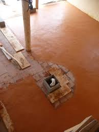 Realisation Chape De Terre Crue L Isolation A 1 Est Un Dispositif De L Etat Permettant La Realisation De Tr Maison En Paille Maison Ronde Maison Bioclimatique