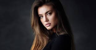 The paid version allows you to set your location. Ukrainian Women What I Learned From 6 Years Dating Ukrainian Girls