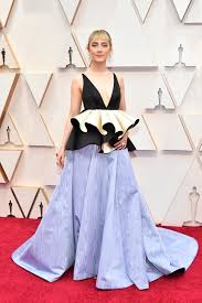 Primarily noted for her roles in period dramas since adolescence. Saoirse Ronan S New Baby Bangs Won The Oscars Red Carpet Vogue