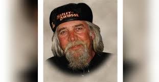 Paula Rader's Instagram, Twitter & Facebook