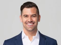 Footwear startup Gales nears $4 million raise in a bid to become the Nike  for nurses and doctors. 'What Nike has built for the athlete we're looking  to build for the standing professional.'