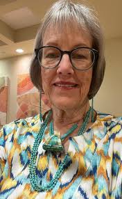 Happy Thursday my CCW VIPS! It's my 2nd favorite day of the week. I hope  you're having a great day. 😘❤️ #CCWJEWELRY #continuetoshinebright