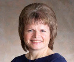 Lori Sletten's Instagram, Twitter & Facebook