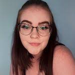 Anna Silcott's Instagram, Twitter & Facebook