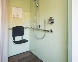 Innovation I Design Dusche Ohne Gefalle Behindertengerechtes Bad Duschideen Dusche