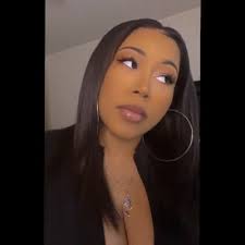 Eve Bruner (@Brunereve)