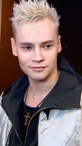 Пин от пользователя June Robertson на доске SHAMAN, Russian artist.