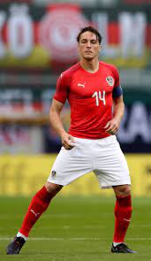 In addition to the captain julian baumgartlinger of leverkusen, austria's most trusted midfielder is rb leipzig's marcel sabitzer. Bayer 04 Leverkusen On Twitter Julian Baumgartlinger And Aleksandar Dragovic Will Join Austria For Their Upcoming International Matches