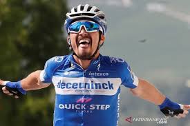 Alaphilippe, who wore the yellow jersey for 14 stages in the 2019 edition of the tour, now leads the general classification after stage two. Pebalap Prancis Julian Alaphilippe Menangi Etape Tiga Antara News