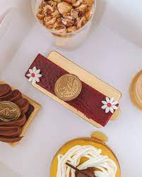 I Thought I D Share A Photo Of T Sweetmap S Beautiful Creations Because She S Going To Be On Bake Off The Professionals Tonight It S So Exciting That One