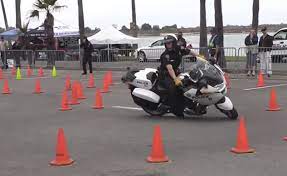Don T Run From This Cop Video Motorcycle Com News