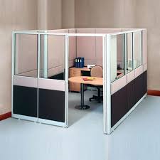 Hunian dengan model minimalis merupakan hunian yang memiliki konsep penataan interior serta eksterior. Jual Partisi Kantor Uno Ruangan Manager Murah Partisi Kantor Murah