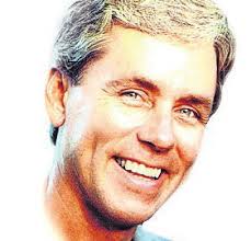 Public sounds offat School Board principal changes