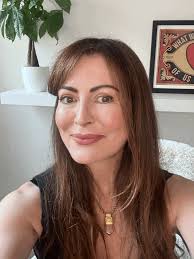 Laura Fullerton ⚡️