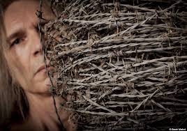 Corps manquant : présence absolue