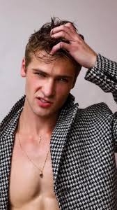 #tiktoktraditions #beautfulboysoftheworld #beautiful #malemodel #handsome  #wyattengeman