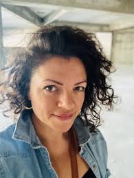 About — Katie Levine