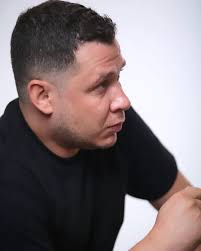 Max Escobar (@_maxescobar) • Instagram photos and videos