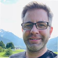 Stuart Marketing Analytics Students Earn High Marks in Global Analytics  Competition