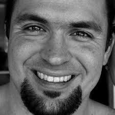 Raphael L. Aguilar (@garrapha)