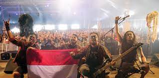 Jurnal metal indonesia (jmi) adalah media publikasi hasil penelitian yang diterbitkan oleh balai besar logam dan mesin, kementerian perindustrian dengan bidang keilmuan yaitu rekayasa teknik dan teknologi. Band Metal Indonesia Di Panggung Dunia Topik Koran Tempo Co
