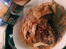 Laksa kegemaran saya sejak dari sekolah rendah. Laksa Telur Goreng Bersarang Bandar Seri Botani Ipoh Fantastic Food