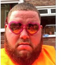 Callum Murphy (@therealragnbone)