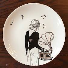 Siyah Elbiseli Gramofonlu Kiz Tabak Porcelain Vase Antiques Pottery Painting Designs Porcelain Plates