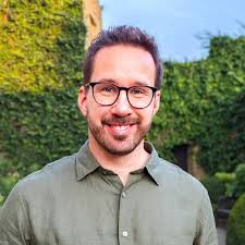 Geburtstagsbouldern wir gehen rein.