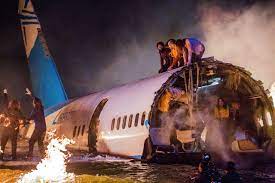 Der begriff ist im gegensatz zu flugunfall nicht offiziell definiert. 9 1 1 Notruf L A Flugzeugabsturz Prosieben