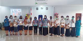 Contoh sk pengangkatan tp pkk desa. Ini Kesepuluh Kelompok Peraih Juara Lomba Antar Dasawisma Ohoi Langgur Maluku Post