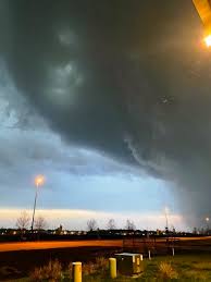 A line of severe thunderstorms moved into the chicago area sunday night, june 20. Ef 1 Tornado Confirmed Between St Jacob Highland News