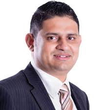 The Polarity between Private and Public Sector Procurement