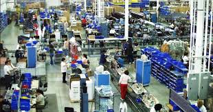 Inspectoratul teritorial de muncă arad nu are competenţa legală de a aprecia calitatea serviciilor agenţilor economici care mediază angajarea în străinătate, conform legii 156/2000 republicată. Aradul FÄrÄ ForÈÄ De MuncÄ Fabricile Aduc Muncitori Din Alte JudeÈe Èi Ii CazeazÄ La Pensiuni