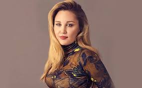 Amanda Bynes New Face Tattoo Leaves Fans Scratching Their Heads Check It Out