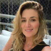 Vicky Camejo's Instagram, Twitter & Facebook